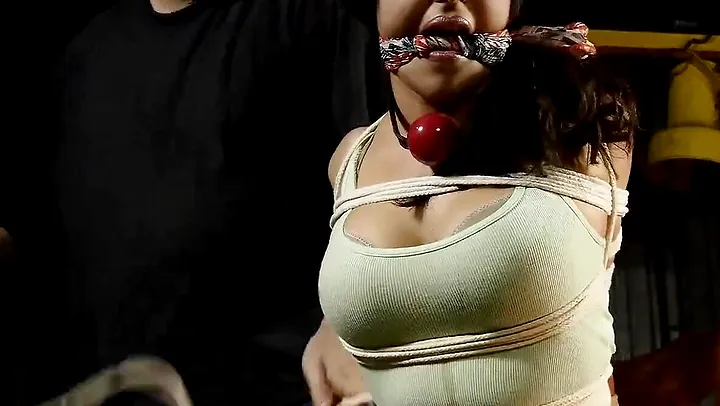 Жена просит в рот: 1000 порно роликов